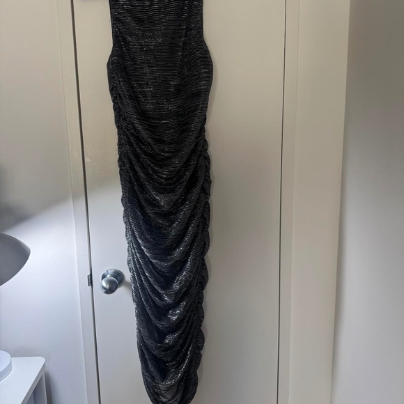 LINE AND DOT SILVER DRESS - Picture 4 of 4